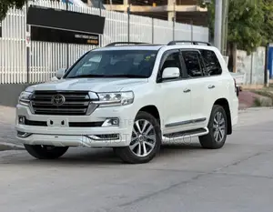Toyota Land Cruiser 2017 Pearl