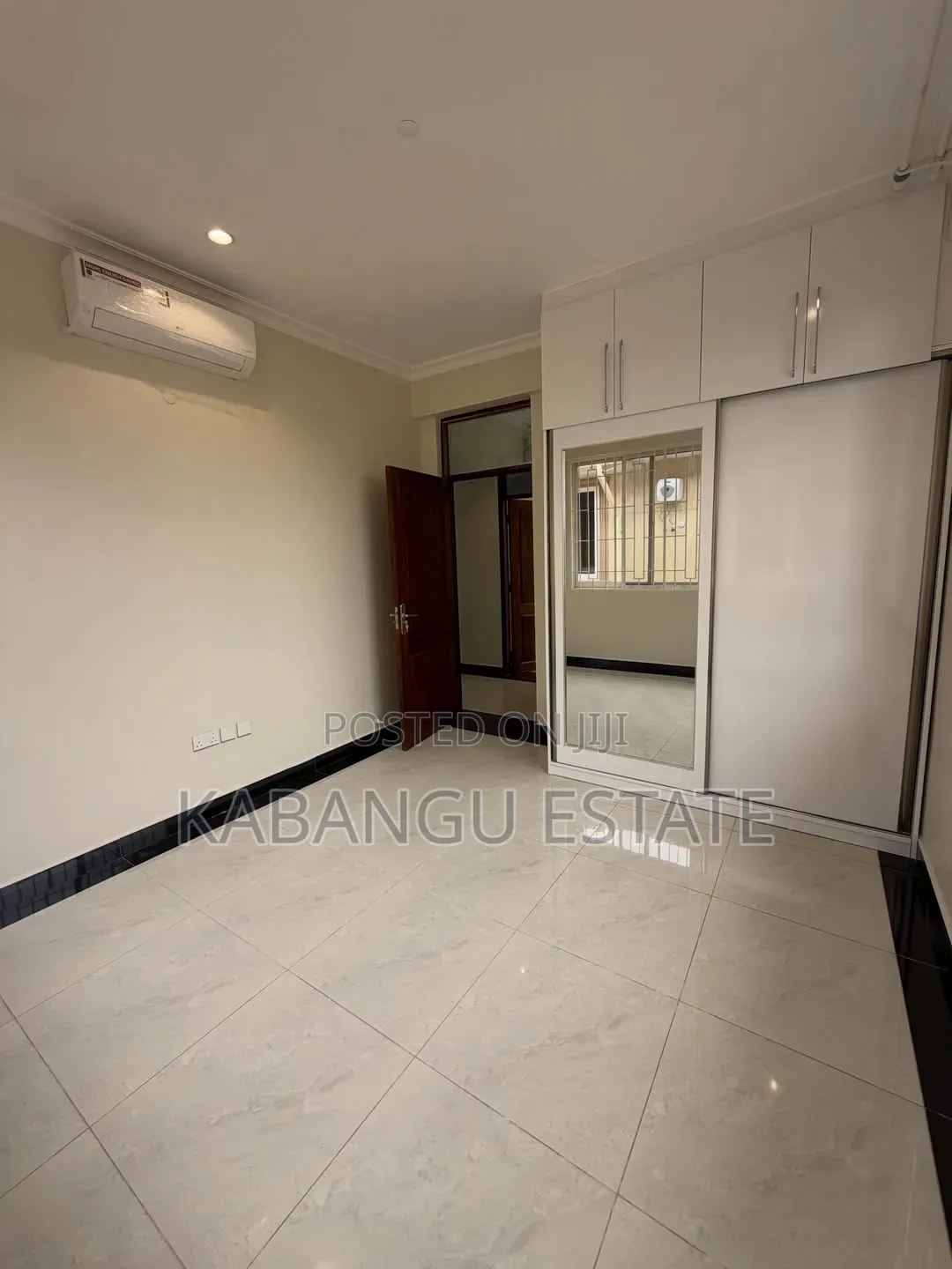 3bdrm Apartment in Msasani for rent
