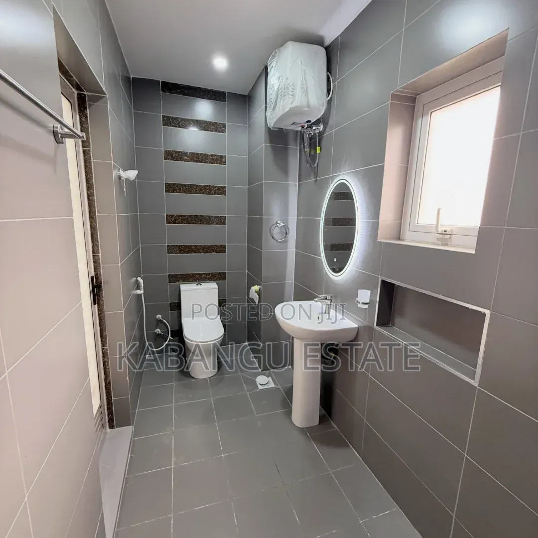 3bdrm Apartment in Kariakoo for rent