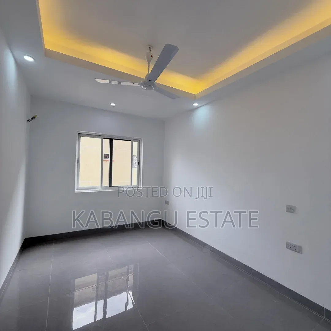 3bdrm Apartment in Kariakoo for rent