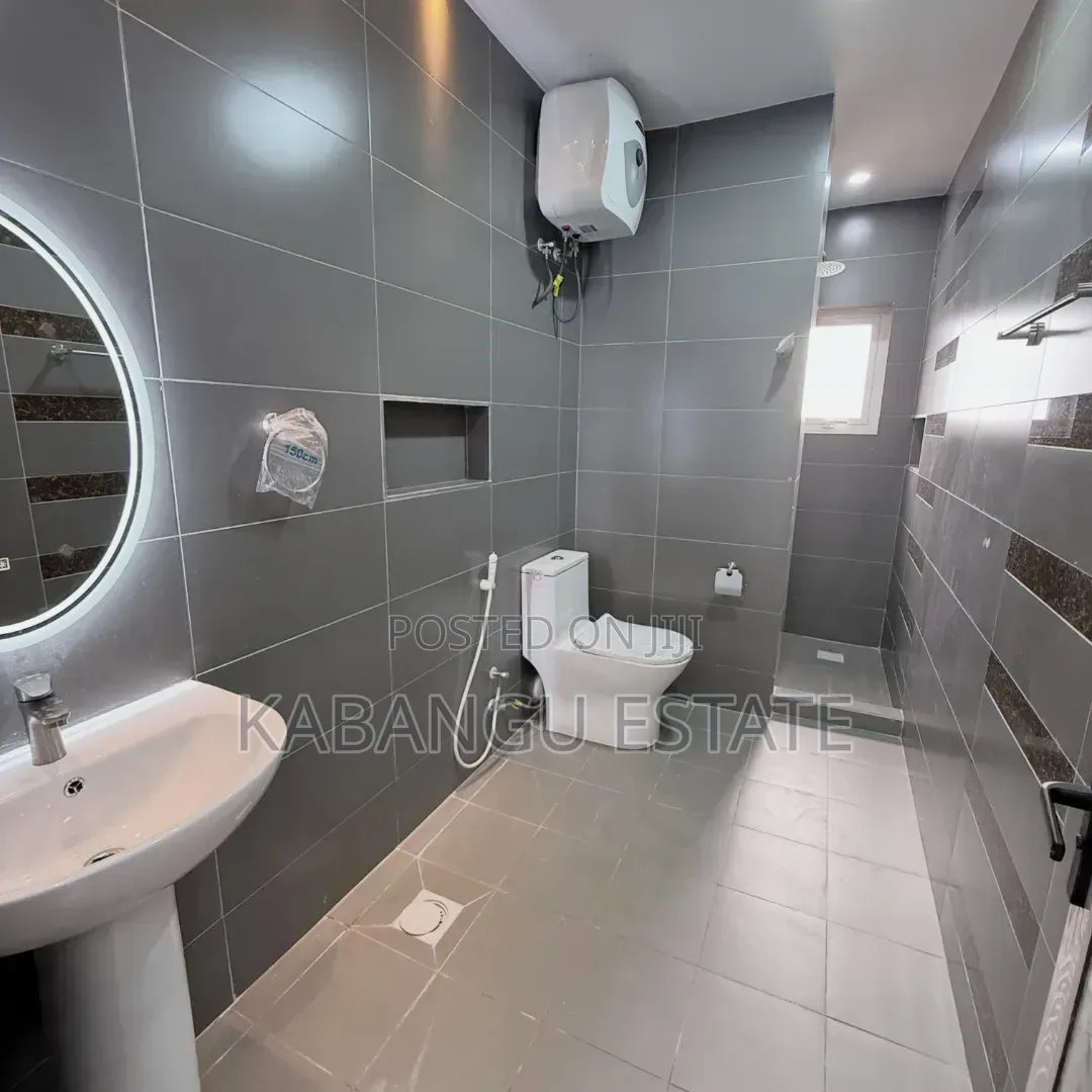 3bdrm Apartment in Kariakoo for rent
