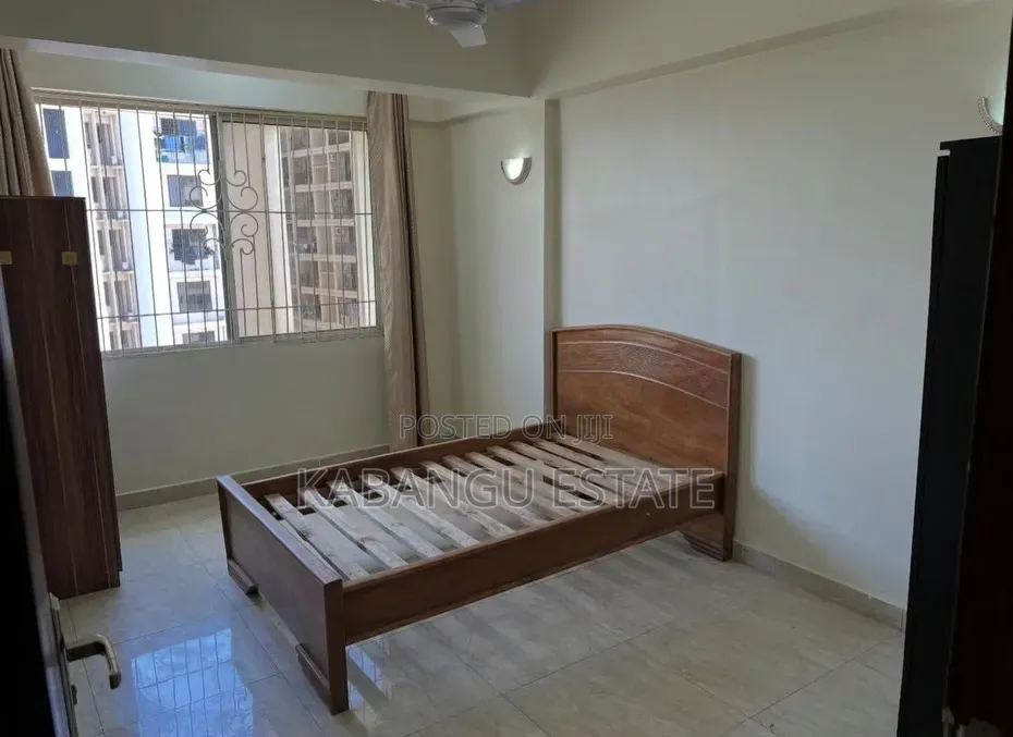 4bdrm Apartment in Upanga Mindu Street for sale