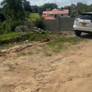 Kiwanja Kinauzwa Changanyikeni Karibu Na Chuo Cha Takwimu