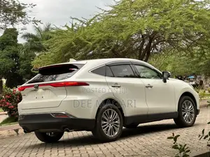 Toyota Harrier 2015 White