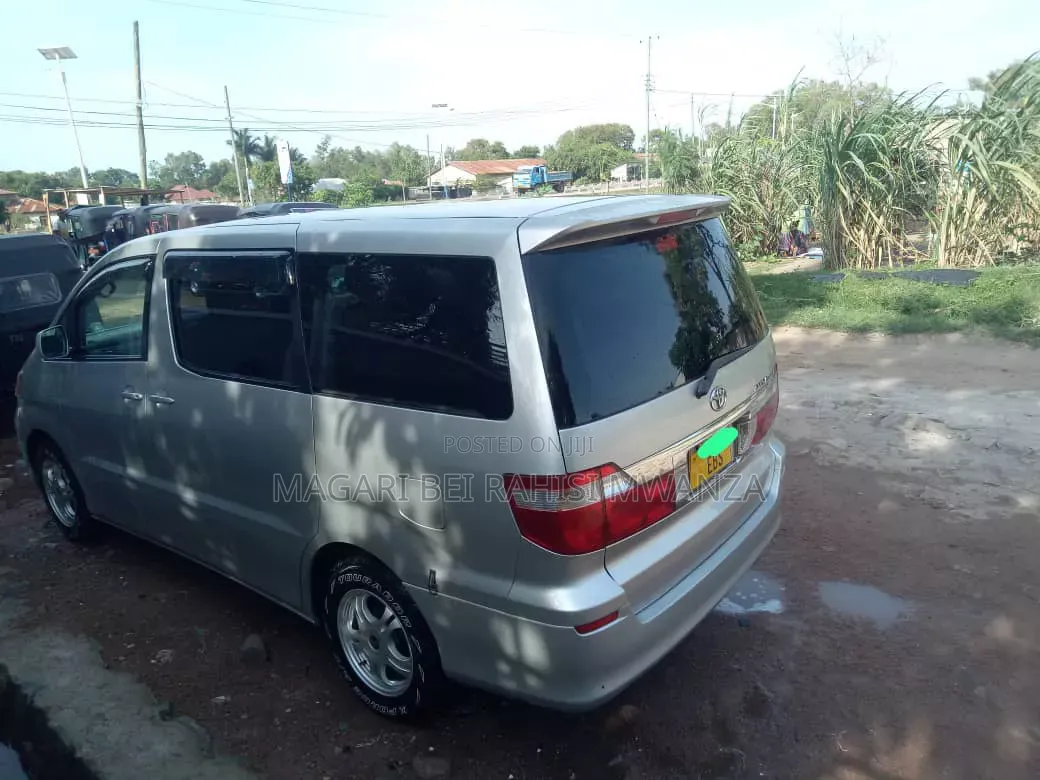 Toyota Alphard 2008 Silver