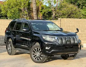 Toyota Land Cruiser Prado 2019 Black