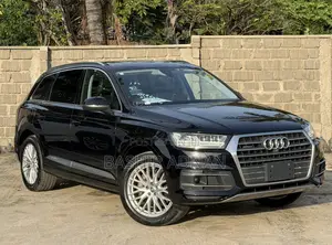 Audi Q7 2017 Black