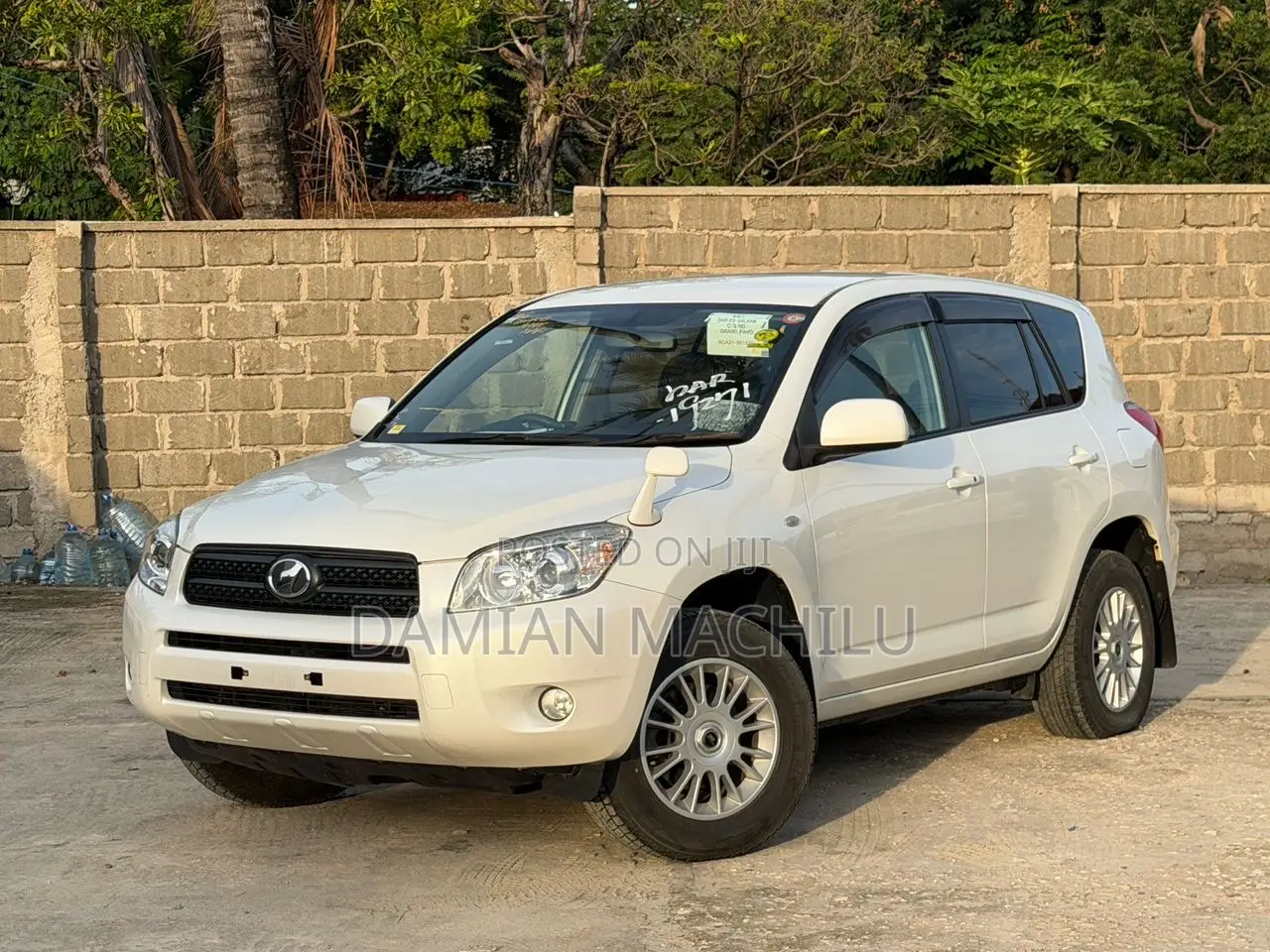 Toyota RAV4 2005 White