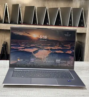 Laptop HP ZBook Studio G8 32GB Intel Core i9 SSD 512GB