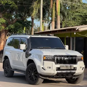New Toyota Land Cruiser Prado 2025 Ivory