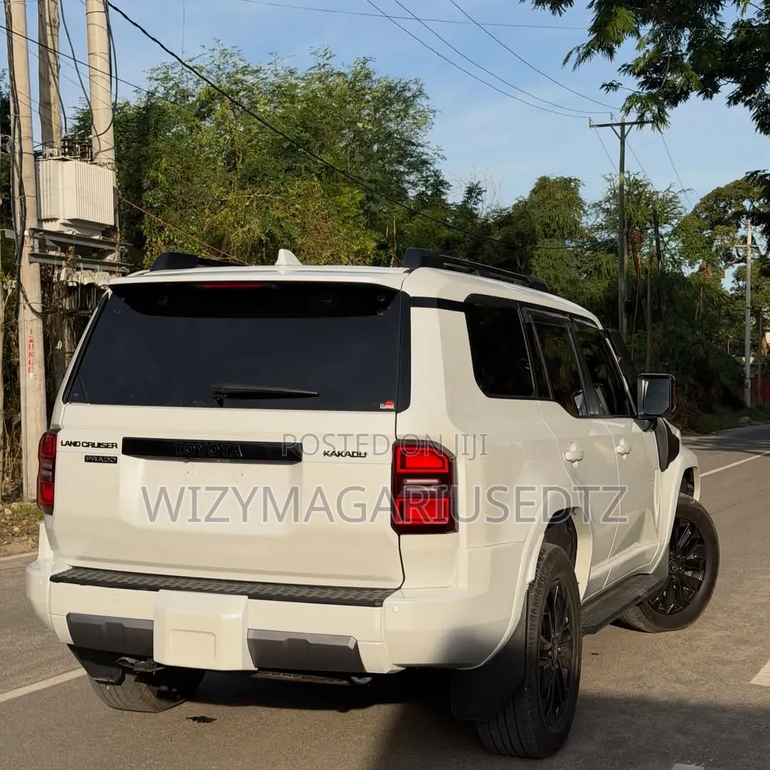 New Toyota Land Cruiser Prado 2025 Ivory