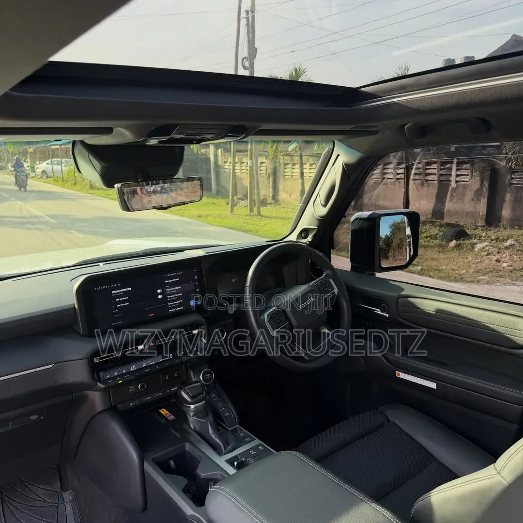 New Toyota Land Cruiser Prado 2025 Ivory