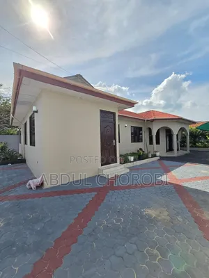 5bdrm House in Mbweni for sale