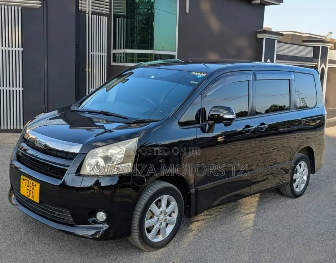 Toyota Noah 2008 Black