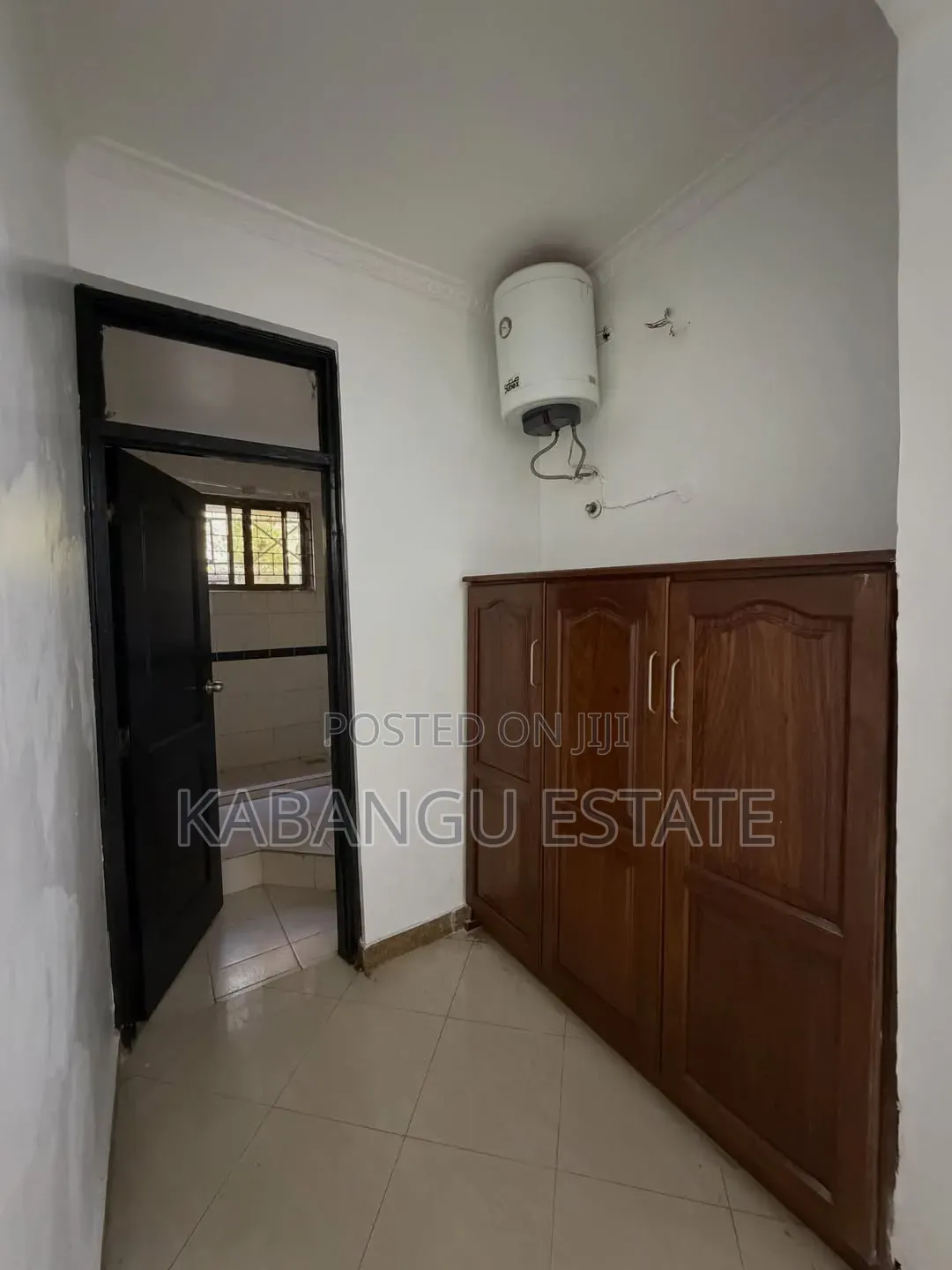 3bdrm Apartment in Msasani Near for rent
