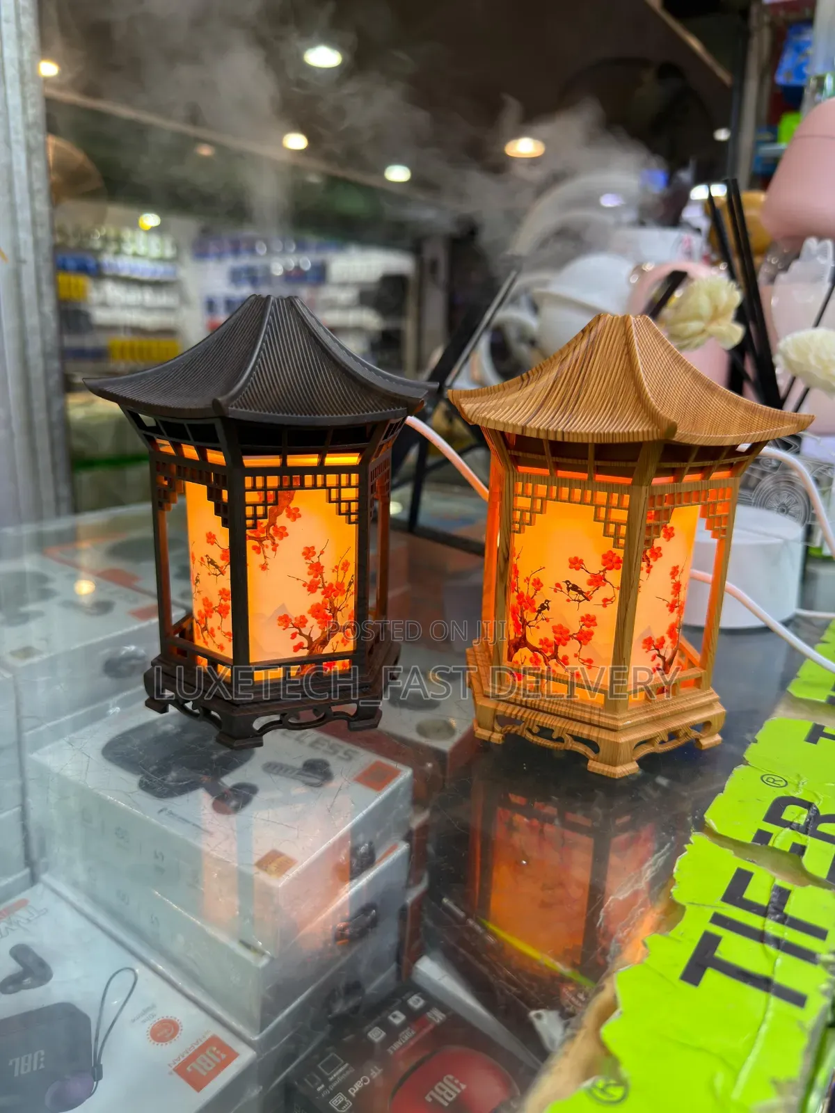 Chinese Pavilion Style Mini Humidifiers And Diffusers