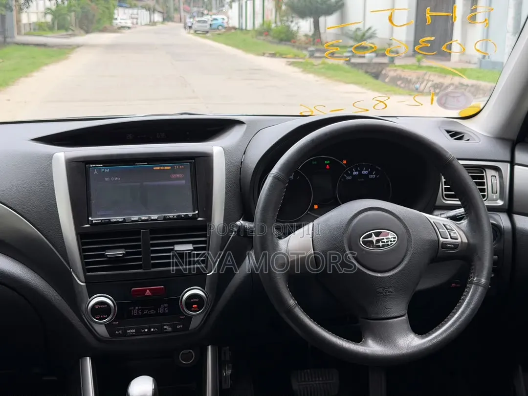 Subaru Forester 2011 Black