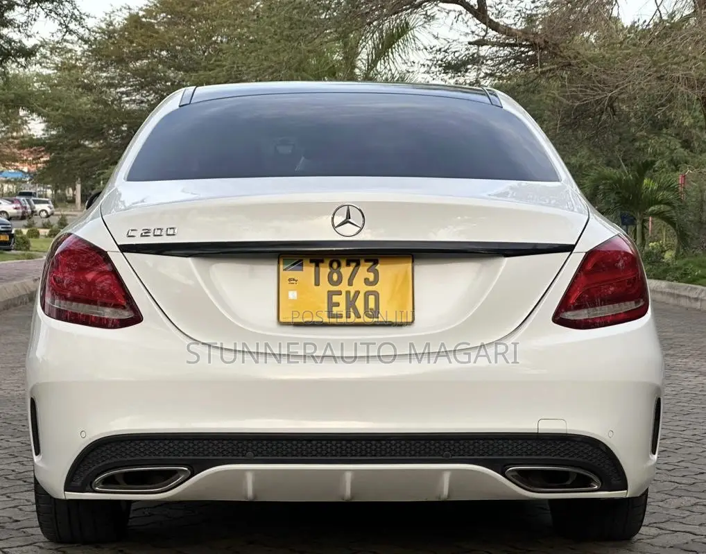 Mercedes-Benz C200 2014 Pearl