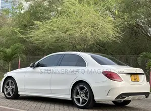 Mercedes-Benz C200 2014 Pearl