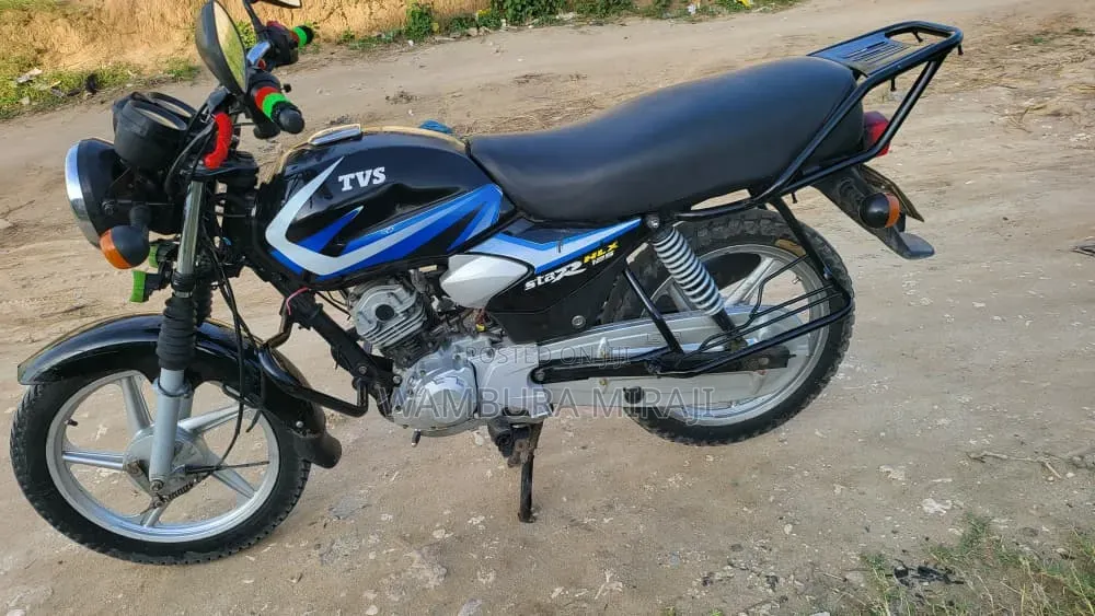 New TVS HLX 125 2025 Black