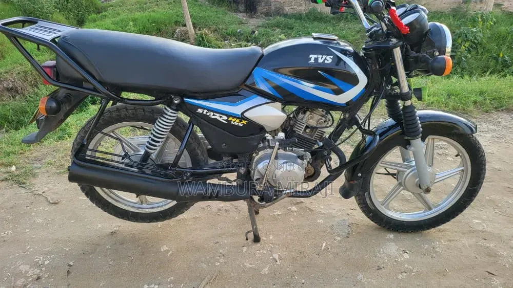 New TVS HLX 125 2025 Black