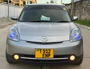 Mazda Verisa 2010