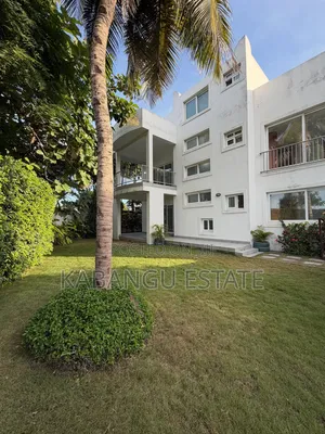 Furnished 4bdrm Villa in Oysterbay Near for rent
