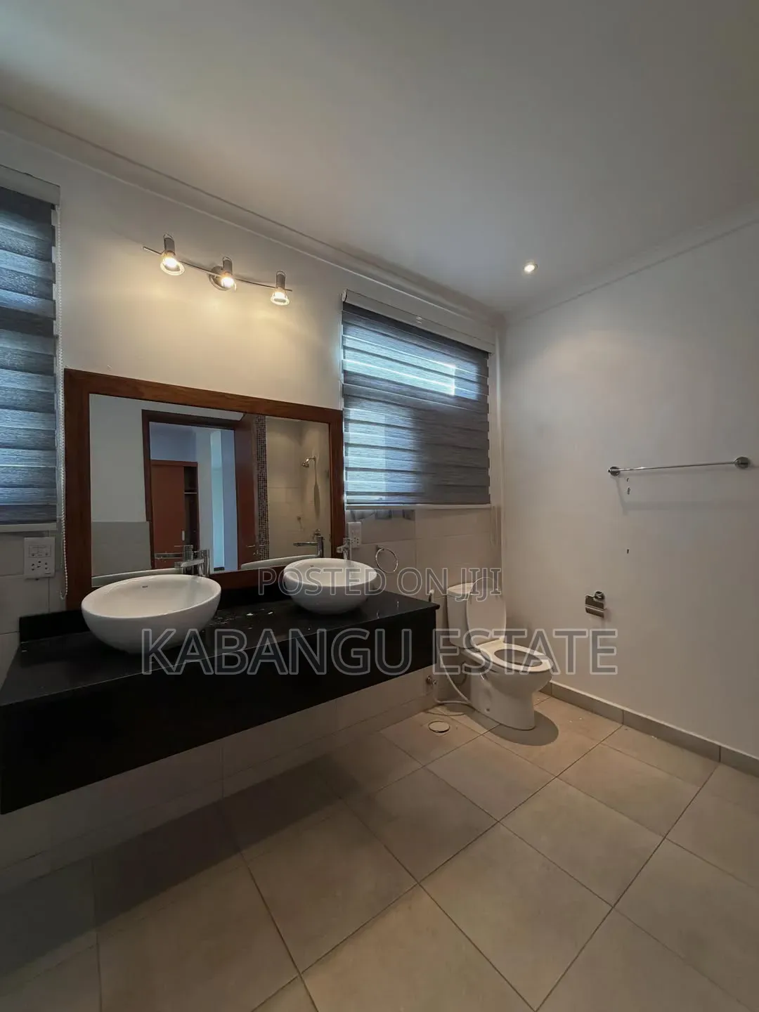 Furnished 4bdrm Villa in Oysterbay Near for rent