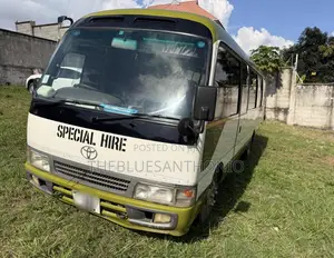 Toyota Coaster 1999 White