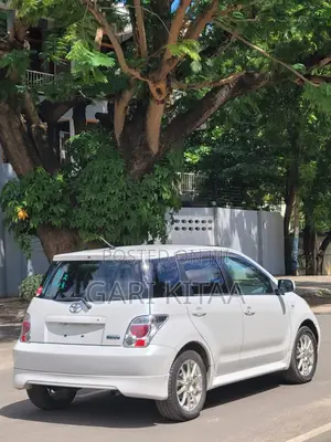 Toyota IST 2005 White