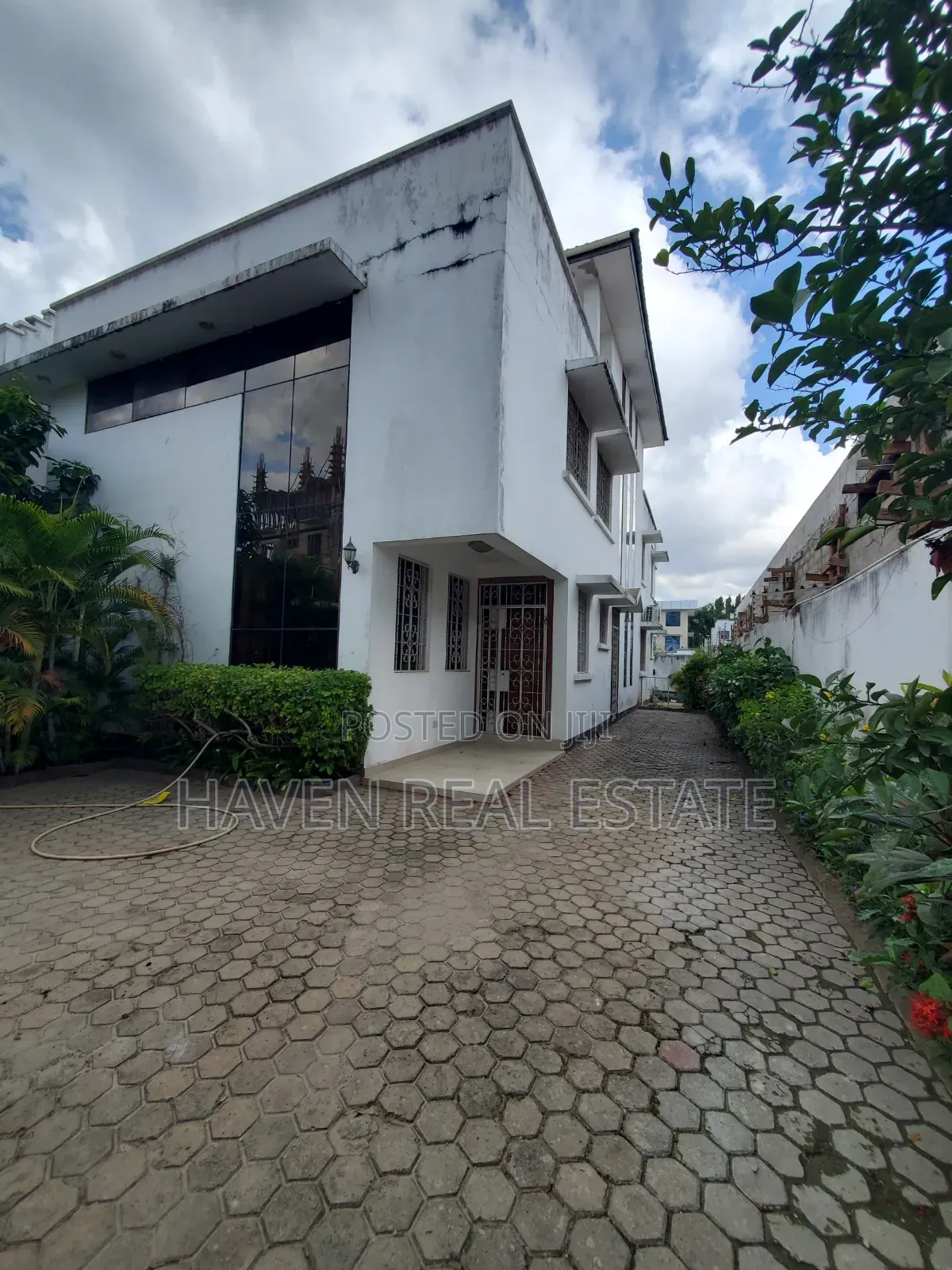 4bdrm House in Masaki for rent