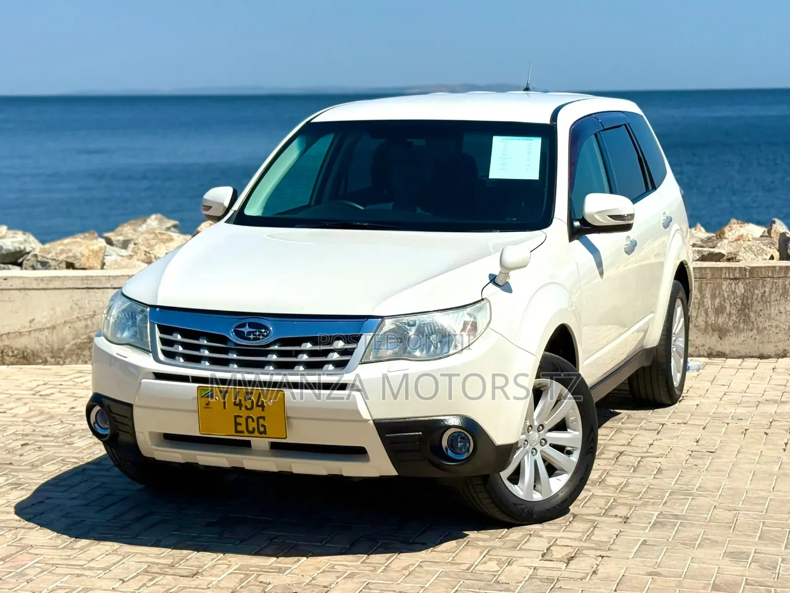 Subaru Forester 2011 White