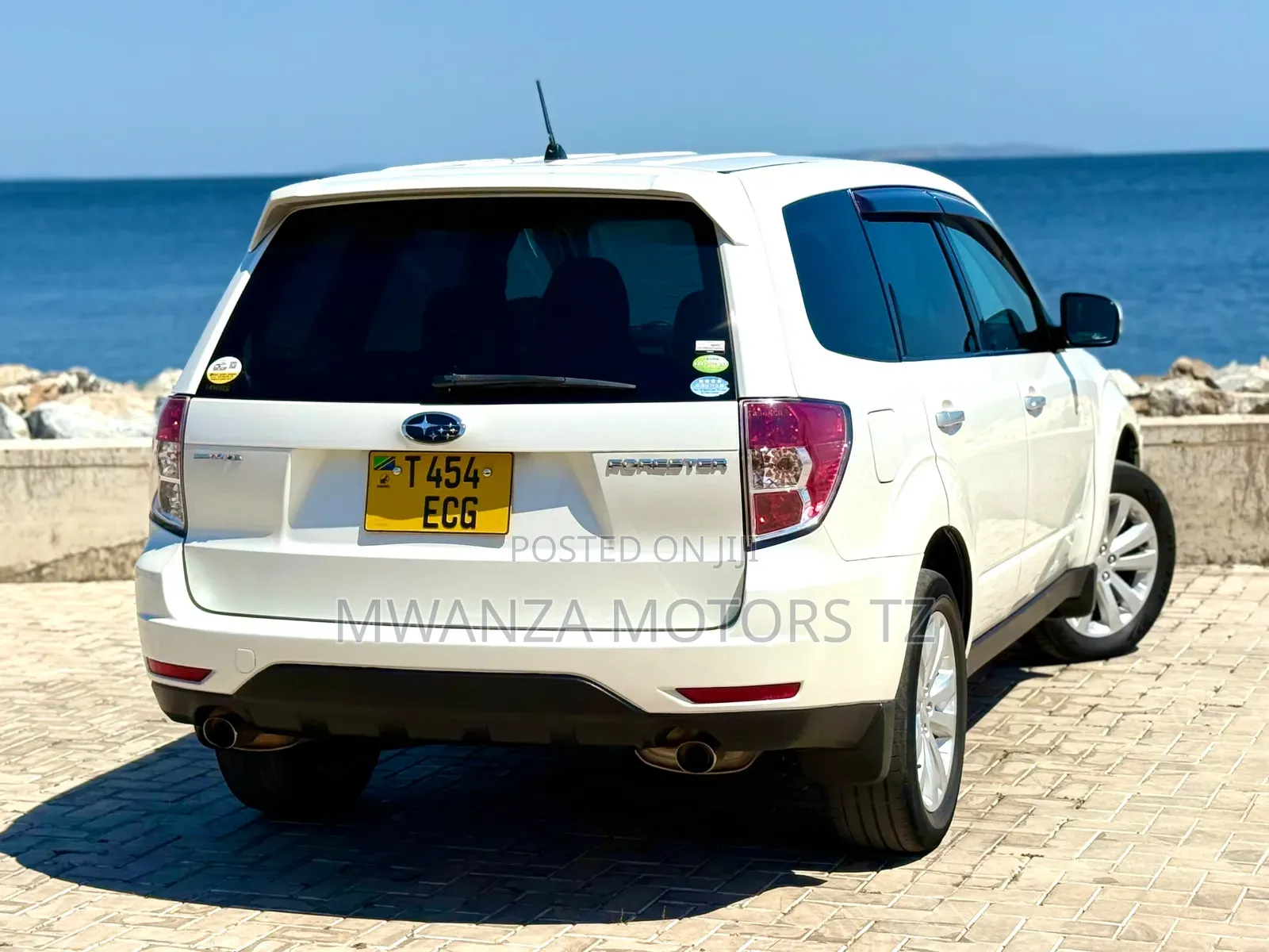 Subaru Forester 2011 White
