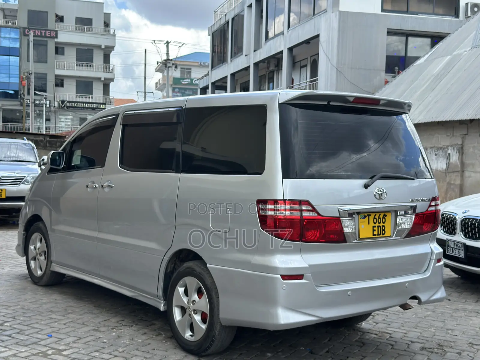 Toyota Alphard 2.4 Petrol FWD 2007 Silver