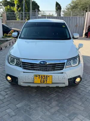 Subaru Forester 2009 White
