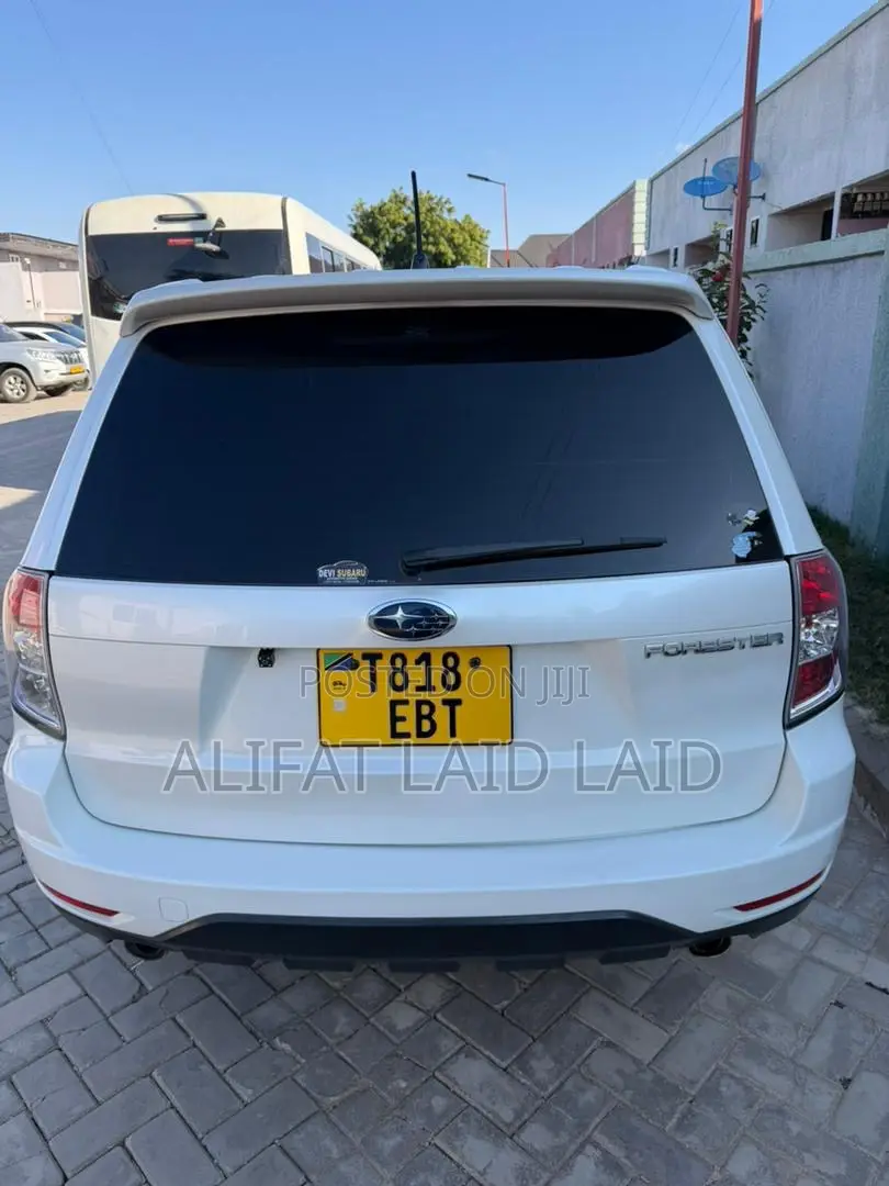 Subaru Forester 2009 White