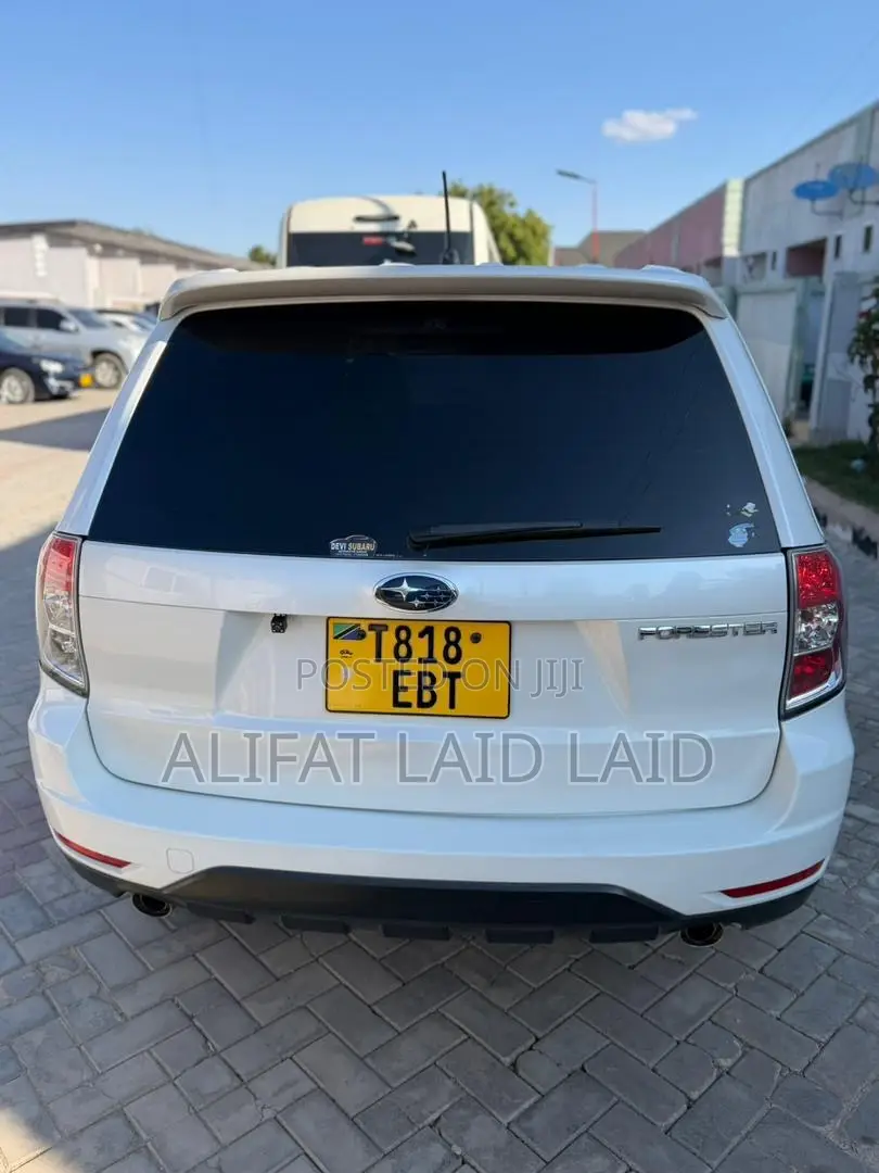 Subaru Forester 2009 White