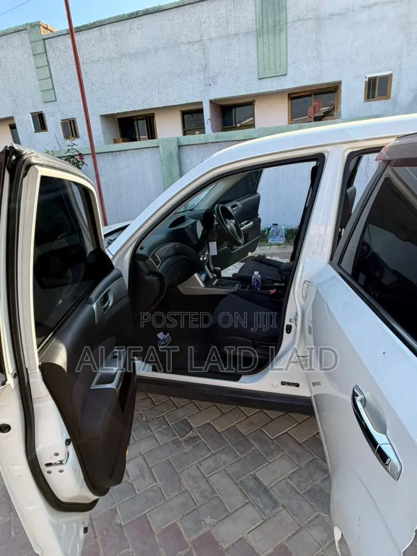 Subaru Forester 2009 White