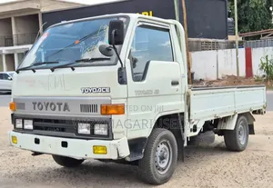 Toyota Toyoace Diesel 
