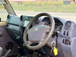 Toyota Land Cruiser 2015 Beige