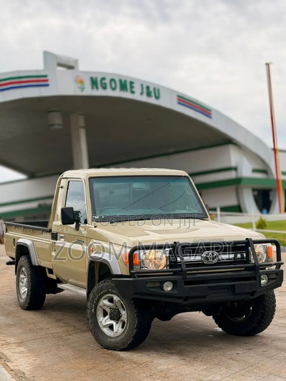 Toyota Land Cruiser 2015 Beige