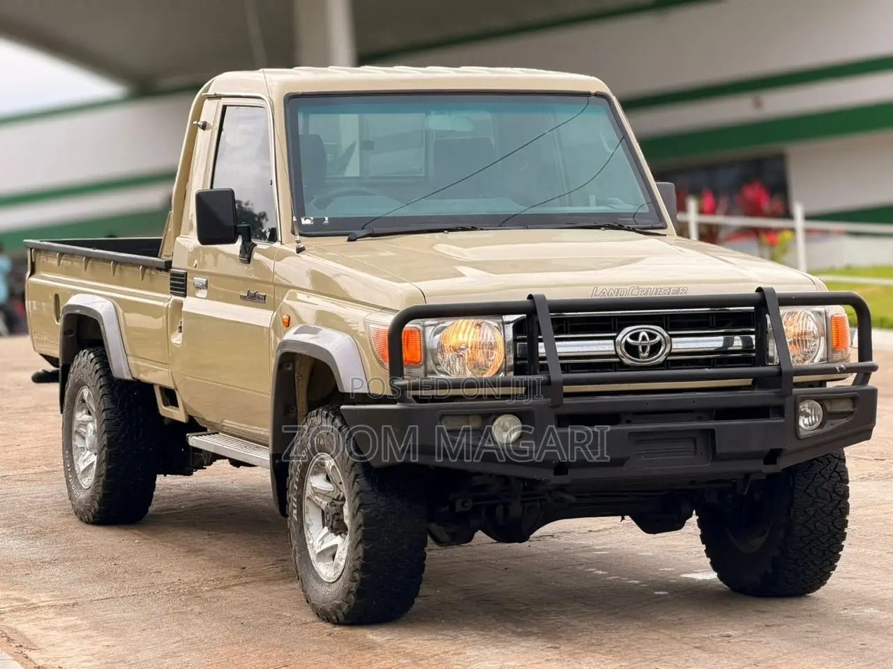 Toyota Land Cruiser 2015 Beige