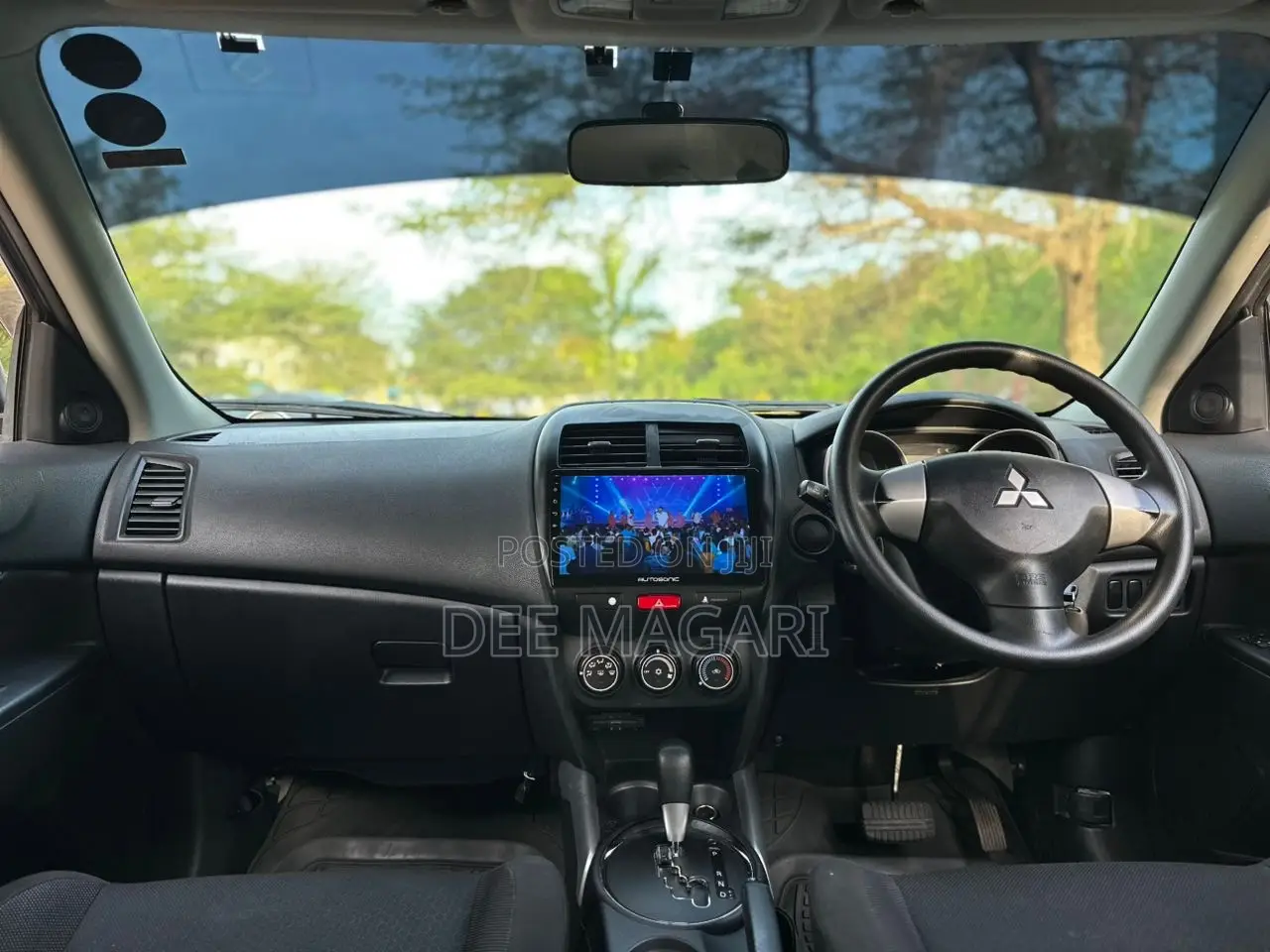 Mitsubishi RVR 2010 White