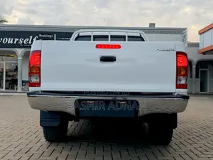 Toyota Hilux 3.0 D-4D Double Cab 4x4 Raider 2007 White