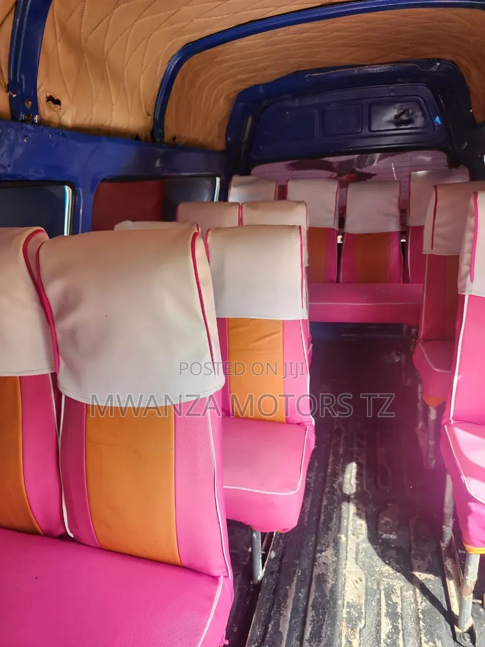 Toyota HiAce 2006 Blue