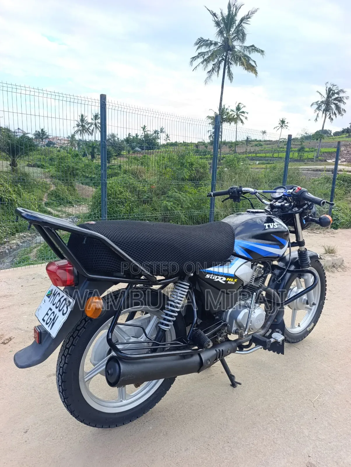 TVS HLX 125 2025 Black