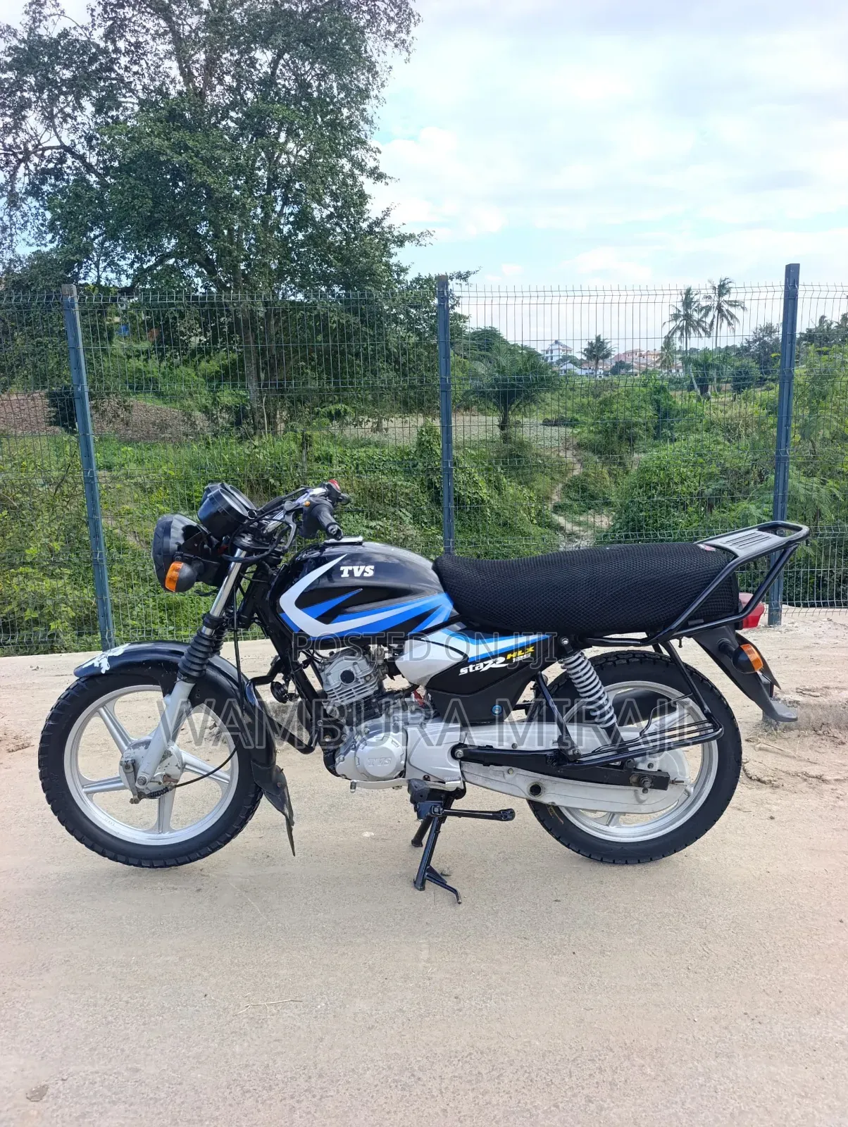 TVS HLX 125 2025 Black