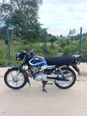 TVS HLX 125 2025 Black