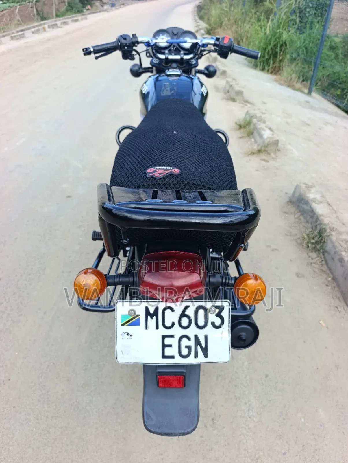 TVS HLX 125 2025 Black