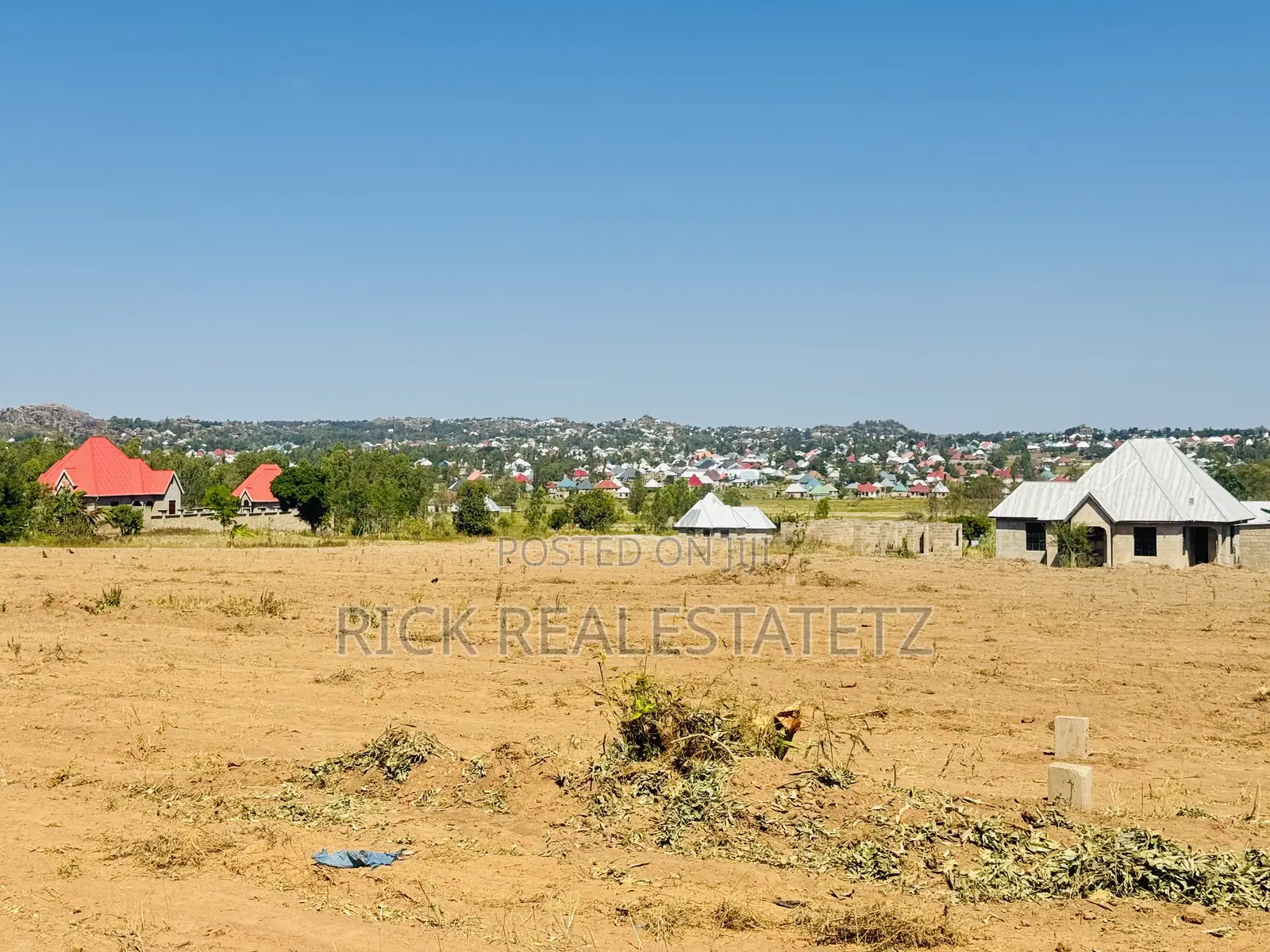 Viwanja Vinauzwa Kisesa Kanyama Karibu Na Chuo Cha Mwanza City College